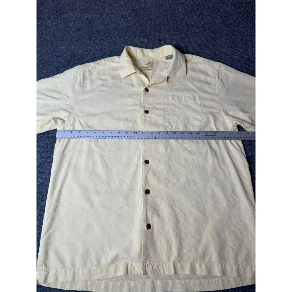 Tommy Bahama Shirt Mens L 100% Silk Hawaiian‎ Beach Short Sleeve Button Down